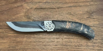 Piémontais, lame carbone XC75, Erable